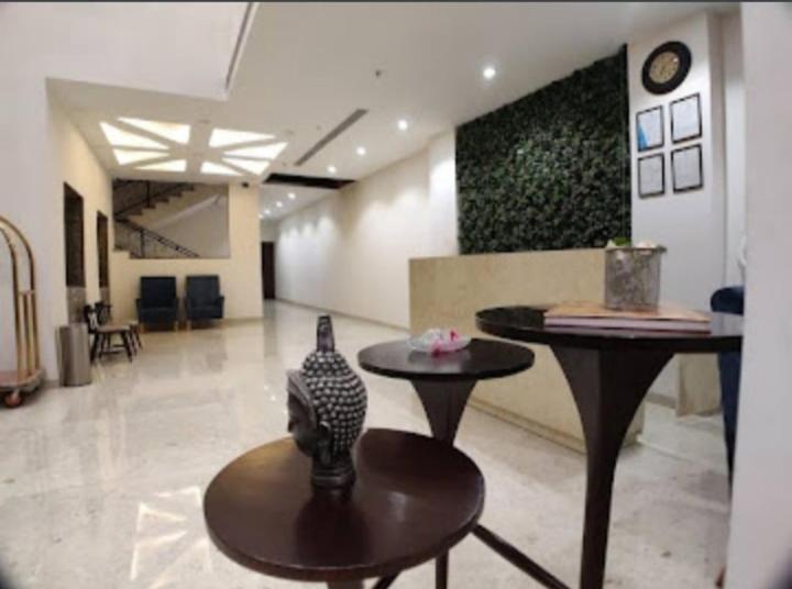 Derby Greens Hotel Bhopal Eksteriør bilde